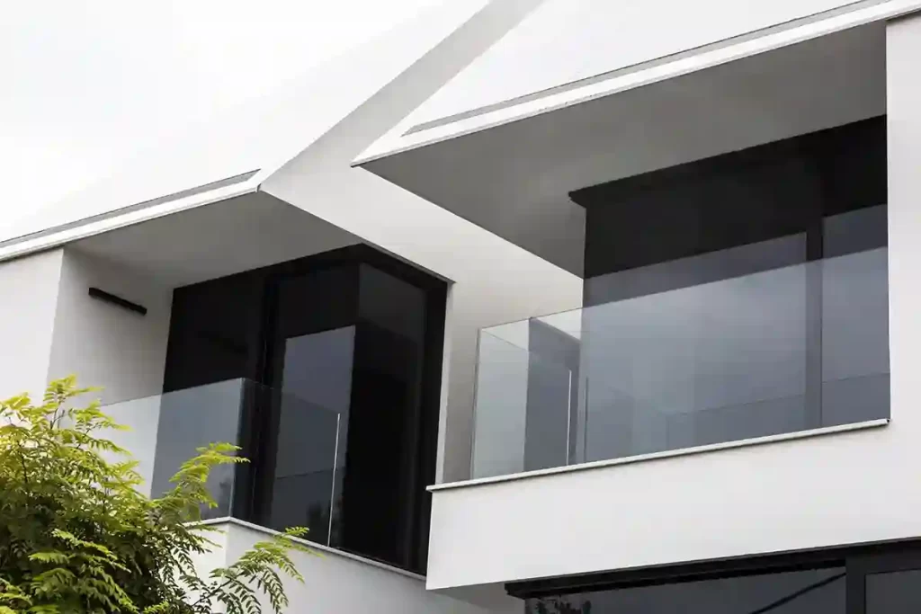 پروژه شیشه ای ویلا سیاه و سفید | تسکو