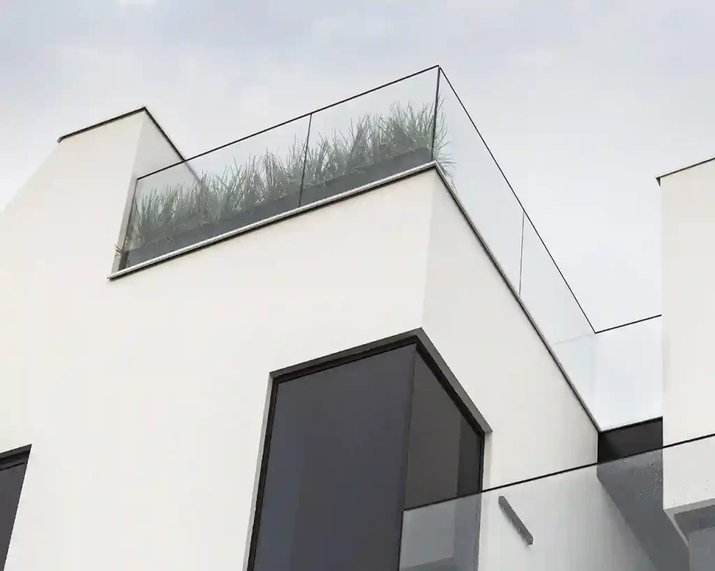 پروژه شیشه ای ویلا سیاه و سفید | تسکو