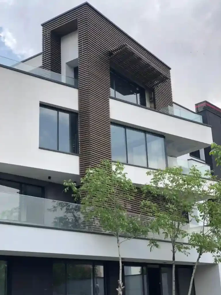 پروژه شیشه ای ویلای افس دماوند | تسکو