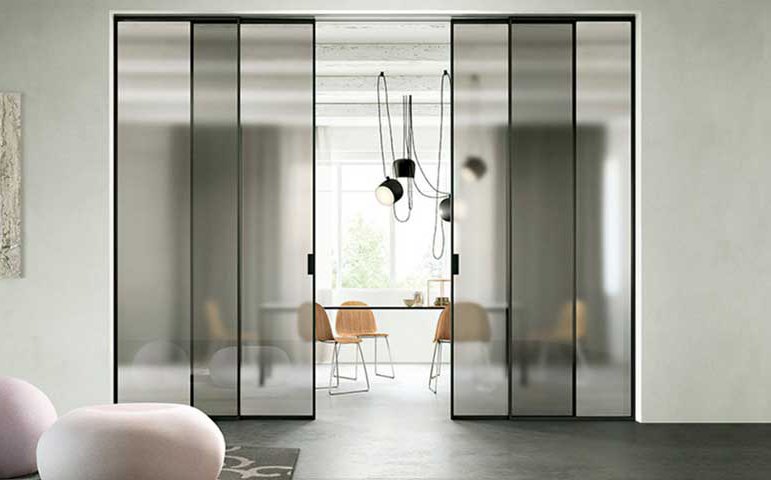 درب شیشه ای کشویی